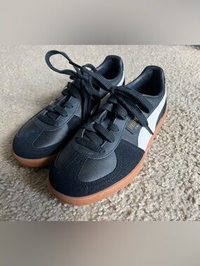 Puma Palermo black leather sneakers
